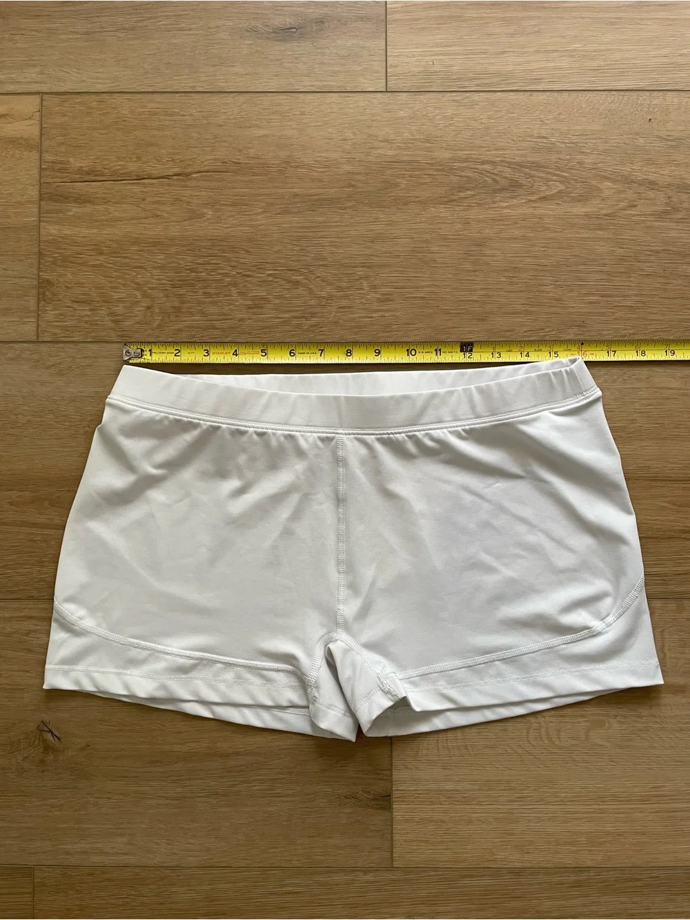 bcg sleek white